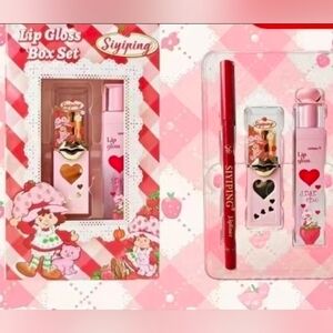 Siyiping Strawberry Shortcake Lip Kit